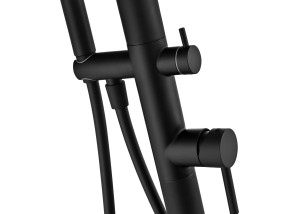 detalle monomando ducha exterior negro mate serie FLORIDA